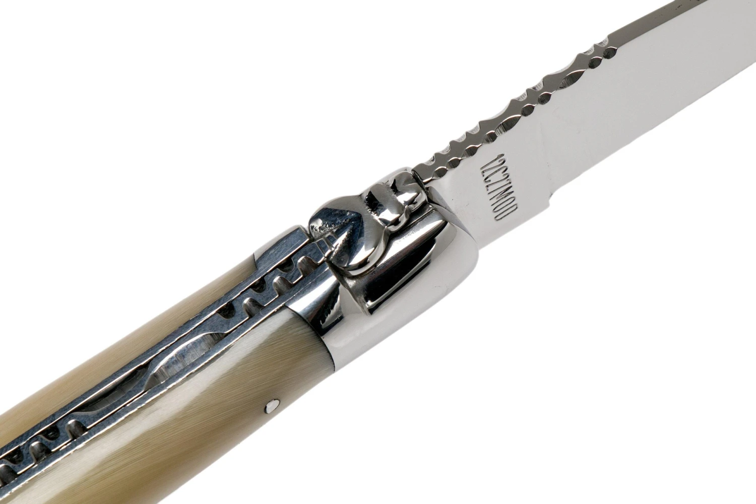 Laguiole En Aubrac Classic 12cm Corne L0212PCI-FSI1 8 Laguiole En Aubrac Classic 12cm Corne L0212PCI-FSI1 – Image 6