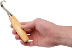 Morakniv Hook Knife 164 Couteau Croche, Droitier, Avec étui 11 Morakniv Hook Knife 164 Couteau Croche, Droitier, Avec étui -Vic Boutique MO13385 05 mora knives