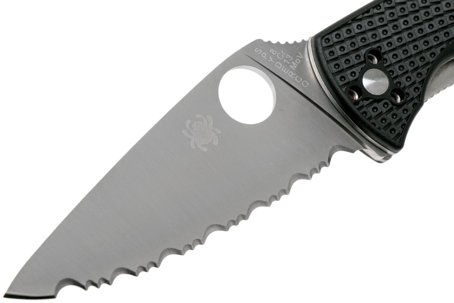 Spyderco Tenacious Lightweight C122SBK FRN Serrated Couteau De Poche 5 Spyderco Tenacious Lightweight C122SBK FRN Serrated Couteau De Poche – Image 3