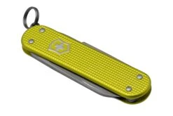 Victorinox Classic SD Alox Limited Edition 2023, 0.6221.L23 Electric Yellow, Couteau Suisse -Vic Boutique VT0 6221 L23 04 victorinox