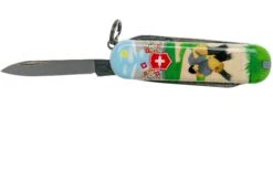 Victorinox Classic SD Swiss Wrestling Limited Edtion 2020 0-6223-L2009 Couteau Suisse -Vic Boutique VT0 6223 L2009 03 victorinox