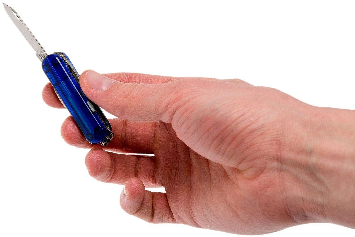 Victorinox Midnite Manager Bleu Transparent 0.6366.T2 Couteau Suisse 8 Victorinox Midnite Manager Bleu Transparent 0.6366.T2 Couteau Suisse – Image 6