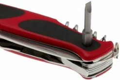Victorinox Rangergrip 174 Handyman Rouge-noir 0.9728.WC Couteau Suisse -Vic Boutique VT0 9728 WC 07 victorinox rangergrip 174 handyman vt0 9728 wc d7