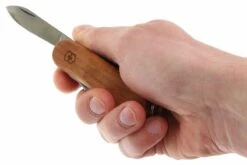 Victorinox EvoWood S557 2.5221.S63 Couteau Suisse -Vic Boutique VT2 5221 S63 07 victorinox evowood s557 vt2 5221 s63 d7