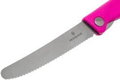 Victorinox SwissClassic Couteau à Légumes Pliant Rose, 6.7836.F5B -Vic Boutique VT6 7836 F5B 03 victorinox