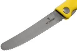 Victorinox SwissClassic Couteau à Légumes Pliant Dentelé Jaune, 6.7836.F8B -Vic Boutique VT6 7836 F8B 03 victorinox