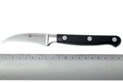 Zwilling - Professional « S » Éplucheur -Vic Boutique ZW31020 050 04 zwilling professional s 31020 050 tourneermes d4