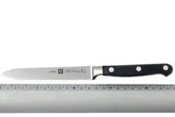Zwilling - Professional « S » Couteau Universel 13 Cm -Vic Boutique ZW31025 130 04 zwilling professionals 31025 130 worstmes d4